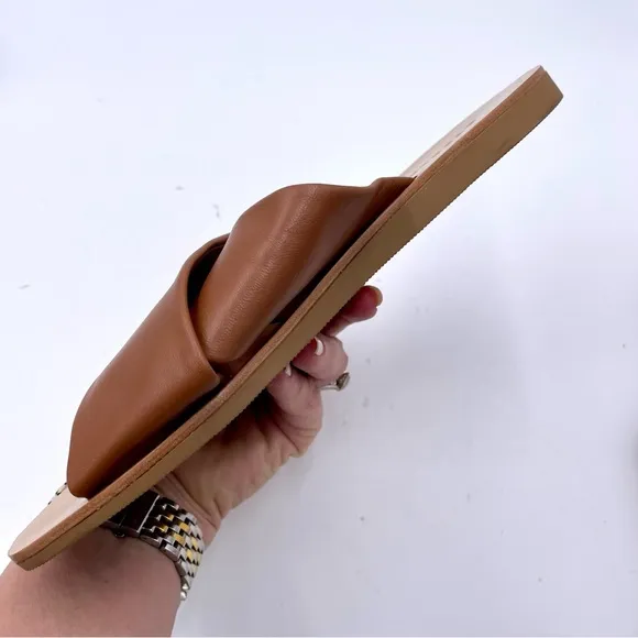 NEW Everlane Sienna Brown Leather Day Crossover Sandal in Size 7
