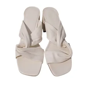 NEW Everlane The Day Twist Heel in Leather Canvas/Off-White Size 6.5