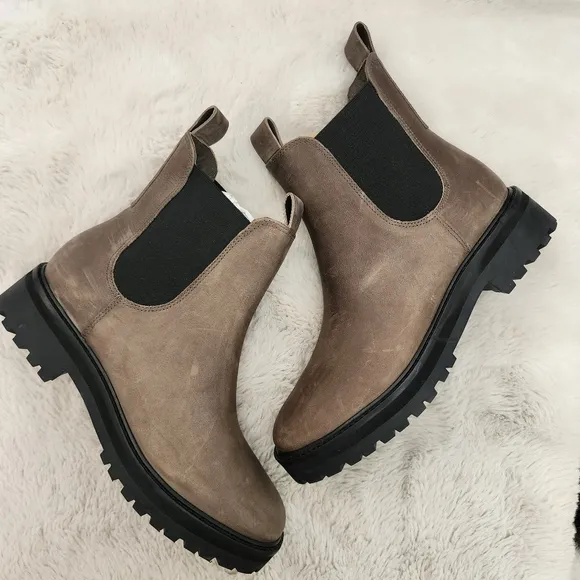 New Everlane The Lug Chelsea Boot Vintage Fossil Brown