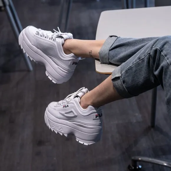 NEW Fila Disruptor II Platform Wedge Sneakers Size 10