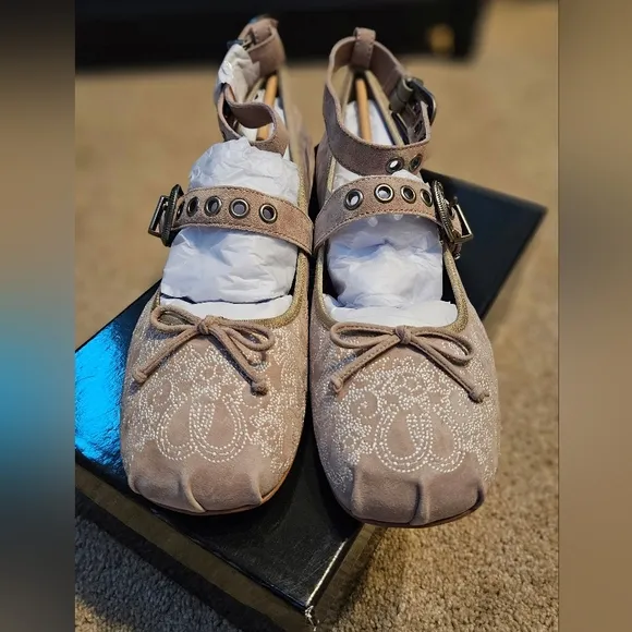 NEW Free People x Jeffrey Campbell x Understated Leather Ballet Flats US 10