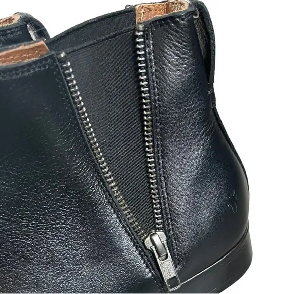 New! Frye Carly Zip Chelsea Ankle Boots