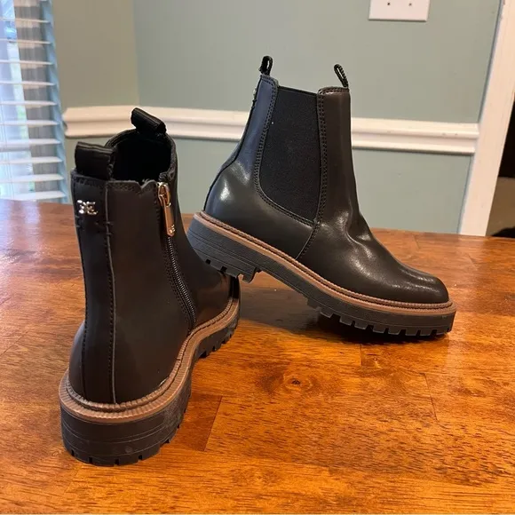 New Girls Sam Edelman Laguna Chelsea Boot size 4