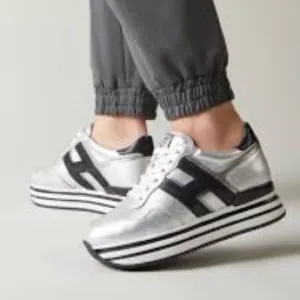 NEW - HOGAN Woman Midi Platform sneakers In Silver | 39