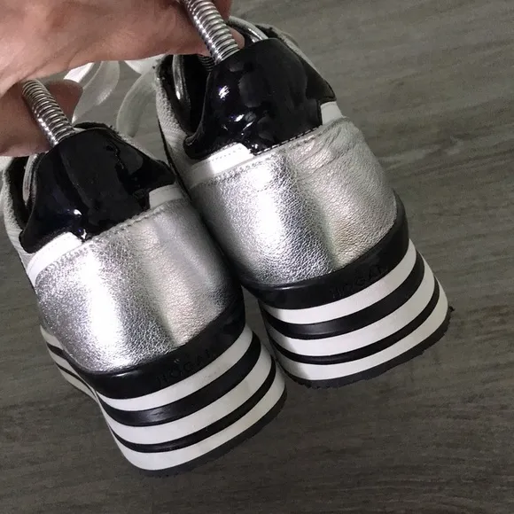 NEW - HOGAN Woman Midi Platform sneakers In Silver | 39