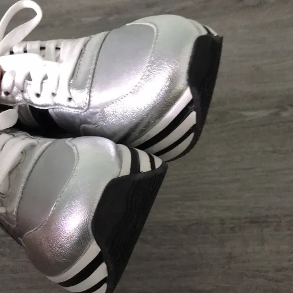 NEW - HOGAN Woman Midi Platform sneakers In Silver | 39