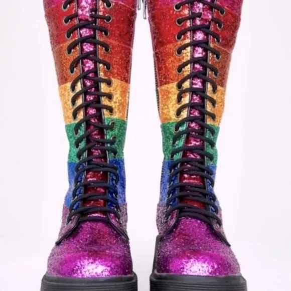 New In Box CLUBEXX Rainbow Striped Rhinestone Combat Boots Size 8M Pride Tag