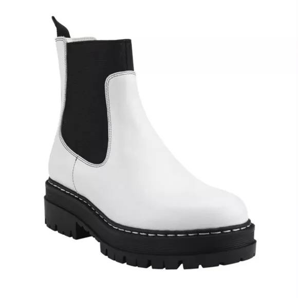 New Marc Fisher Patrick Ankle Boots Bootie Chelsea White Rubber Sole Moto 6.5 M