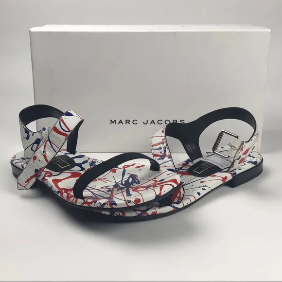 NEW Marc Jacobs Elizabeth Flat Sandals Size 7