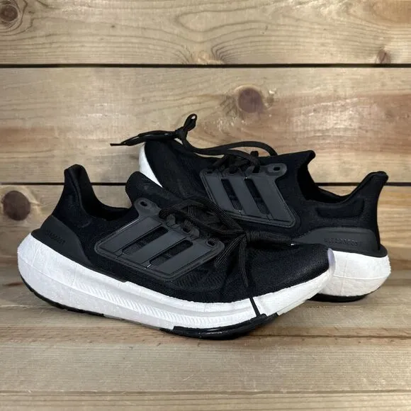NEW Mens Size 8 Adidas Ultraboost Light “Core Black White” Running Shoes GY9351