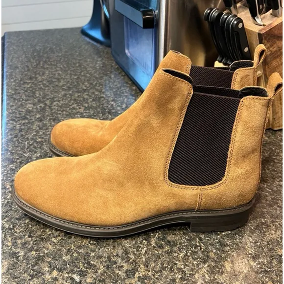 New Mens Vince Camuto Chelsea Huntsley Booties