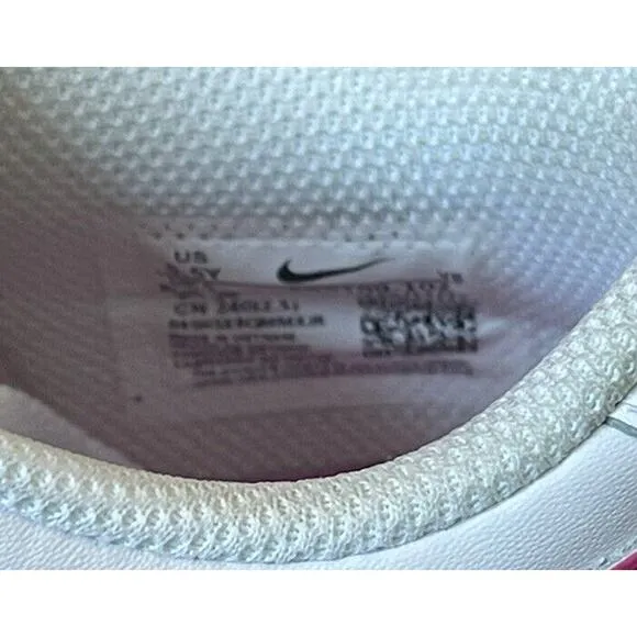 *NEW* NIKE DUNK LOW 5.5Y WHITE / LASER FUCHSIA (FB9109 102)