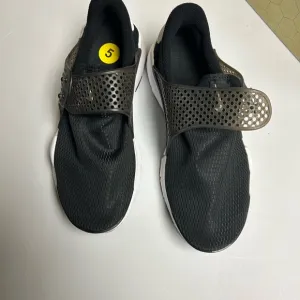 New Nike Youth Sock Sneakers