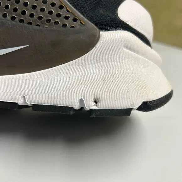 New Nike Youth Sock Sneakers