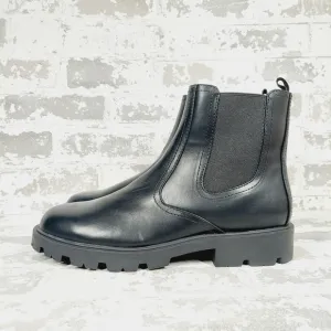 New Nine West Womens Yeeps Leather Chelsea Boots F999