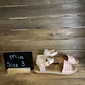 New NWOB Big Kids Mia Esmee‎ Peach/Off White Sandal Sandals Size 3 Y