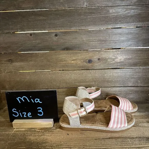 New NWOB Big Kids Mia Esmee‎ Peach/Off White Sandal Sandals Size 3 Y