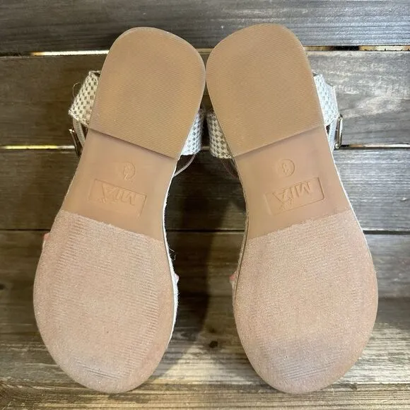 New NWOB Big Kids Mia Esmee‎ Peach/Off White Sandal Sandals Size 3 Y