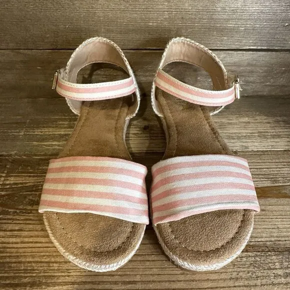 New NWOB Big Kids Mia Esmee‎ Peach/Off White Sandal Sandals Size 3 Y