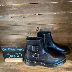 New‎ NWOB Womens Dr Martens Jaimes Black Leather Ankle Chelsea Boots Size 6 M