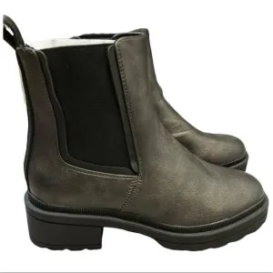 new Rocket Dog Iggie Chelsea Boot Gunmetal Chunky Faux Leather size 6