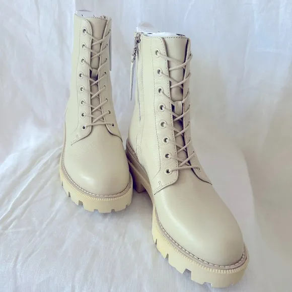 NEW Sam Edelman Leather Ivory lace up lug platform boots Size 8.5