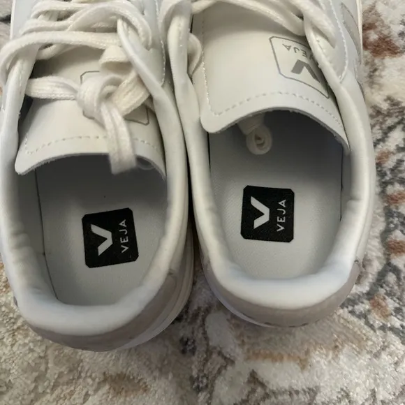 New SeasonVEJACampo low-top lace-up sneakers size 38