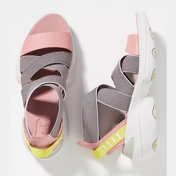 NEW Sorel Size 6.5 Womens Explorer Blitz Multi-Strap Sandals - Pink