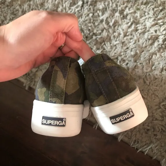 NEW SUPERGA Suecamow Platform Low-Top Sneakers size 10