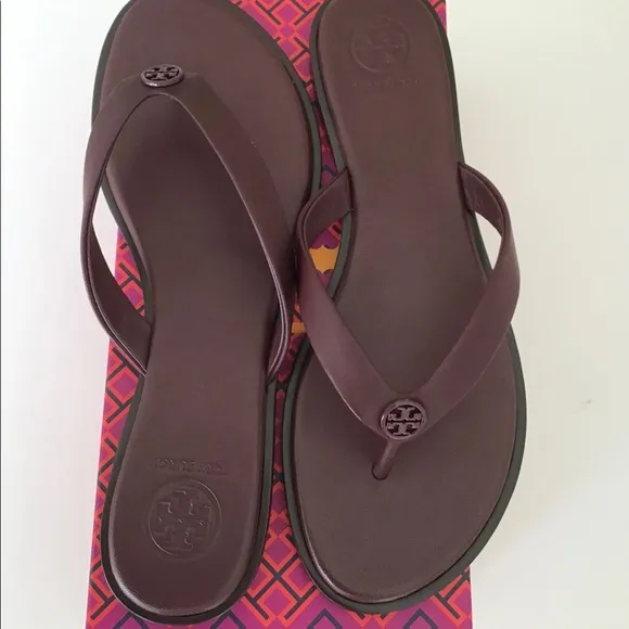 New Tory Burch Benton Thong Logo Sandals Leather