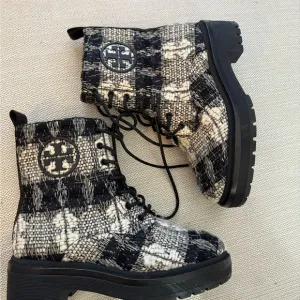 New Tory Burch MILLER Lug Sole Tweed Leather 50 mm Bootie Combat Boots Size 5