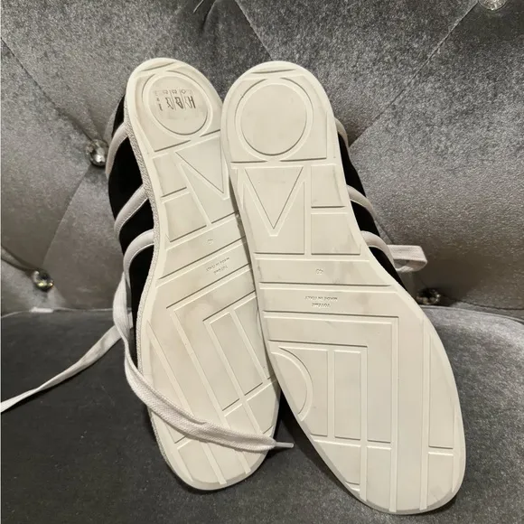 NEW TOTEME SUEDE LOW TOP SNEAKERS 40