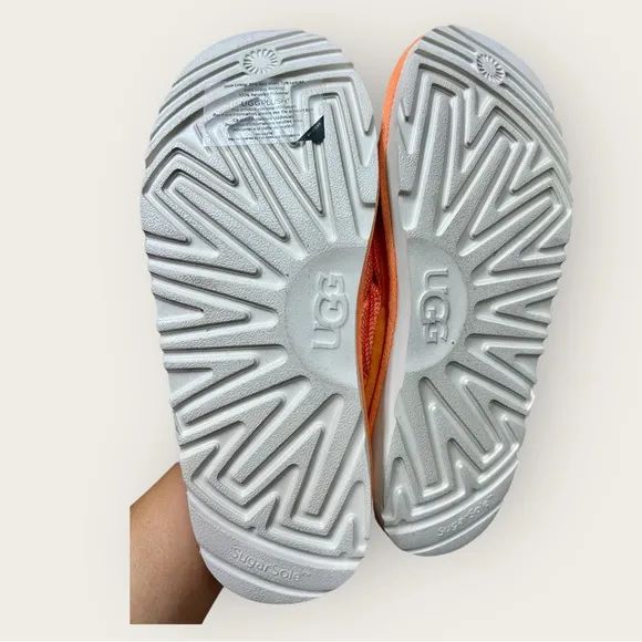 NEW! UGG Junior/Women’s slip on sandals. Neon Orange. Soft cushioned comfortable