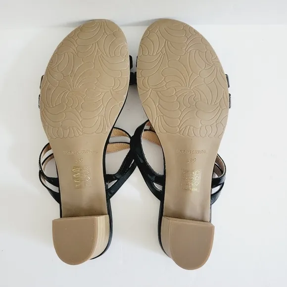 NEW Unity In Diversity Black Leather Heeled Slip-on  Sandals Size 9