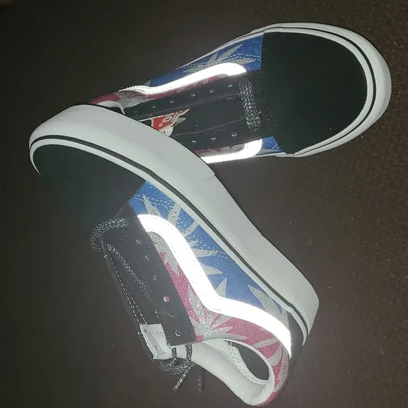 New Vans Classic Old Skool platform sneakers size 3.5 youth/mn equals 5 wmn