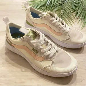 NEW Vans Ultracush Low Top Laced Pastel Sneakers