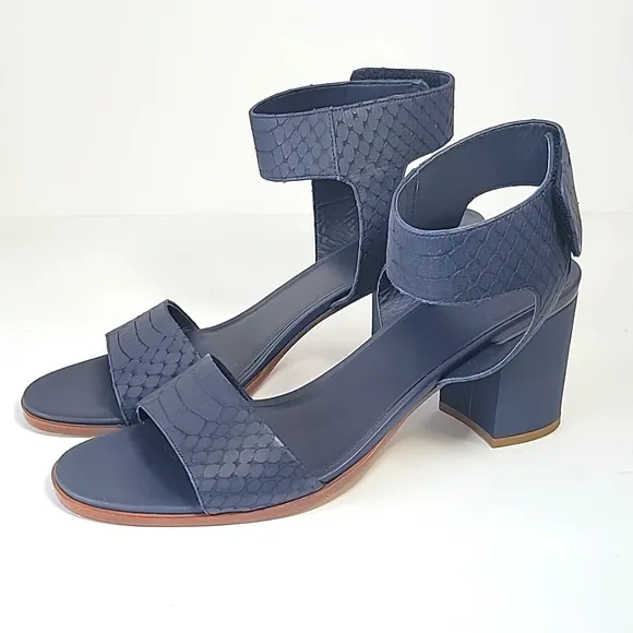 New, Vince Josslyn snake embossed city block heel sandals women's size 10