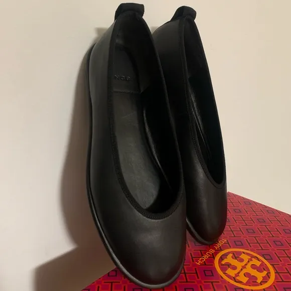 New! Vince Sofia Women's flat