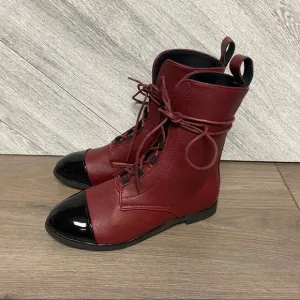 New! Vintage Style Combat Lace Up Boots In Wine