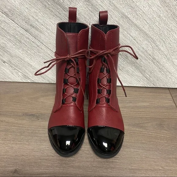 New! Vintage Style Combat Lace Up Boots In Wine