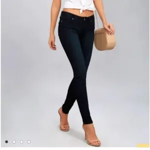 New without tags Paige ultra skinny Vertugo jeans