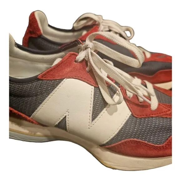 NEW BALANCE Intelligent Choice 327 V1 Low Top Sneakers - Size 11 1/2