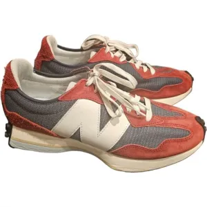 NEW BALANCE Intelligent Choice 327 V1 Low Top Sneakers - Size 11 1/2
