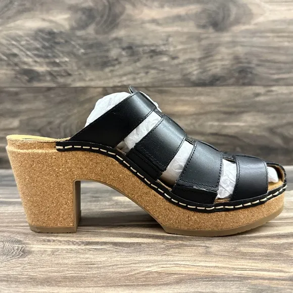 NIB Aetrex Cally 40 9-9.5 Black Leather Slip On Fisherman Heels Clog Sandals
