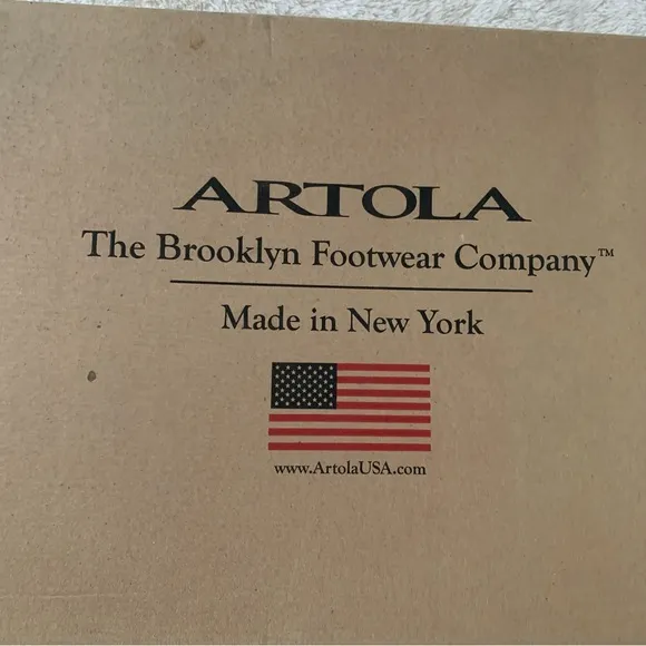 NIB Artola NYC Suede Combat Military Boots
