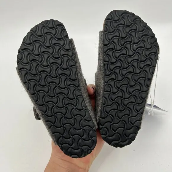 NIB BIRKENSTOCK Kids Arizona Gray Wool Moose Embroidered Slip On Sandals 26 / 8