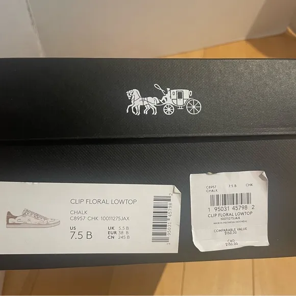 NIB Coach clip low top floral sneakers