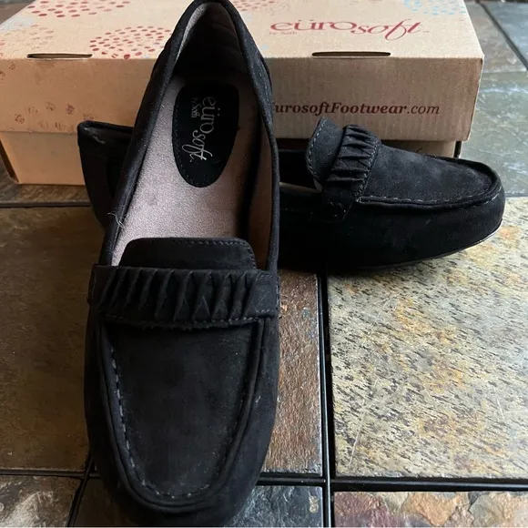 NIB EUROSOFT BY SOFFT LOAFERS DRIVING SHOES MACAIRE TEXTILE UPPER BLACK 6.5