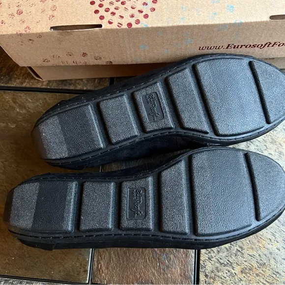 NIB EUROSOFT BY SOFFT LOAFERS DRIVING SHOES MACAIRE TEXTILE UPPER BLACK 6.5