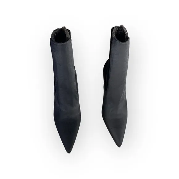 NIB Good American Pointed Toe Chelsea Bootie in  Neoprene Black  - Size 7.5